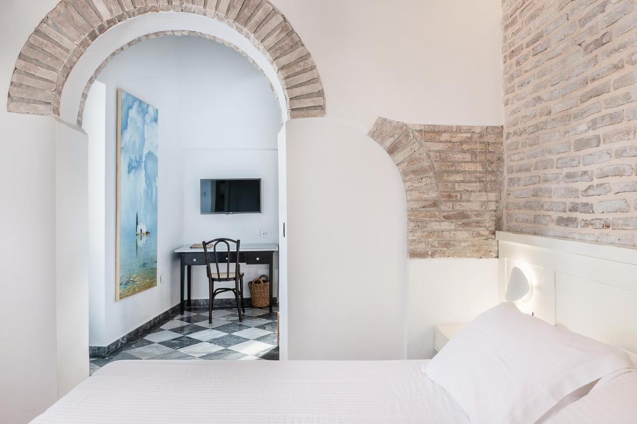Hotel Off Ханя Екстериор снимка